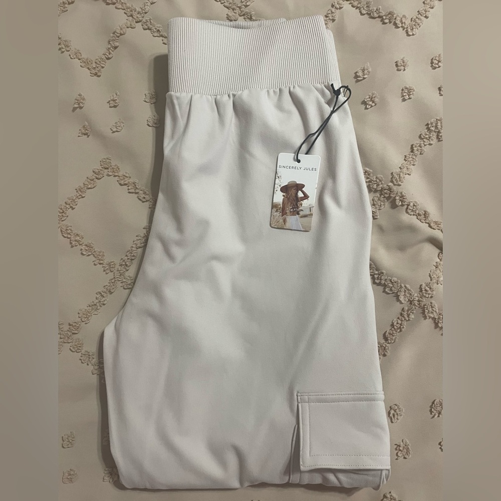 NWT Sincerely Jules Joggers